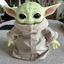 The Child 11 Inch Doll Baby Yoda Grogu Mattel Star Wars Mandalorian Plush