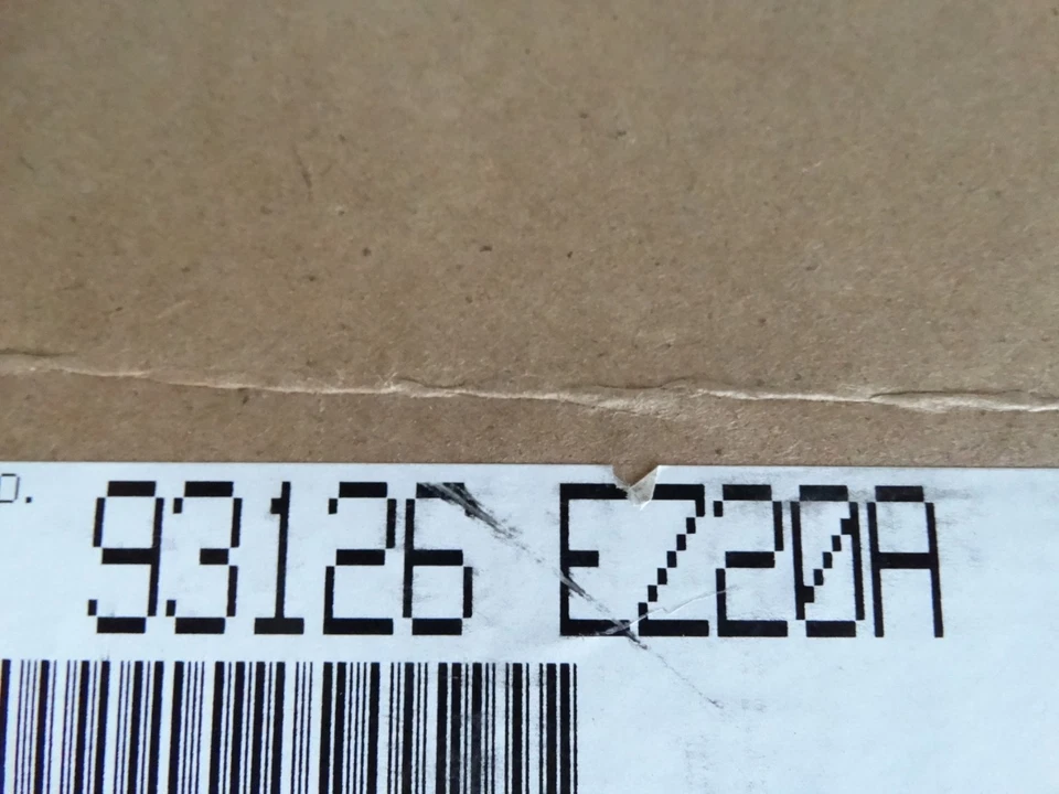 OEM Utili-track Bed Tie Down Cleat Set of 4 for Nissan Frontier Titan U-1 Foto 3 de 3