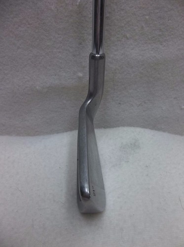 /Tommy Armour 845FS - Silver Scot - Cavity Balanced - Patented #3 Iron - RH - Picture 4 of 11