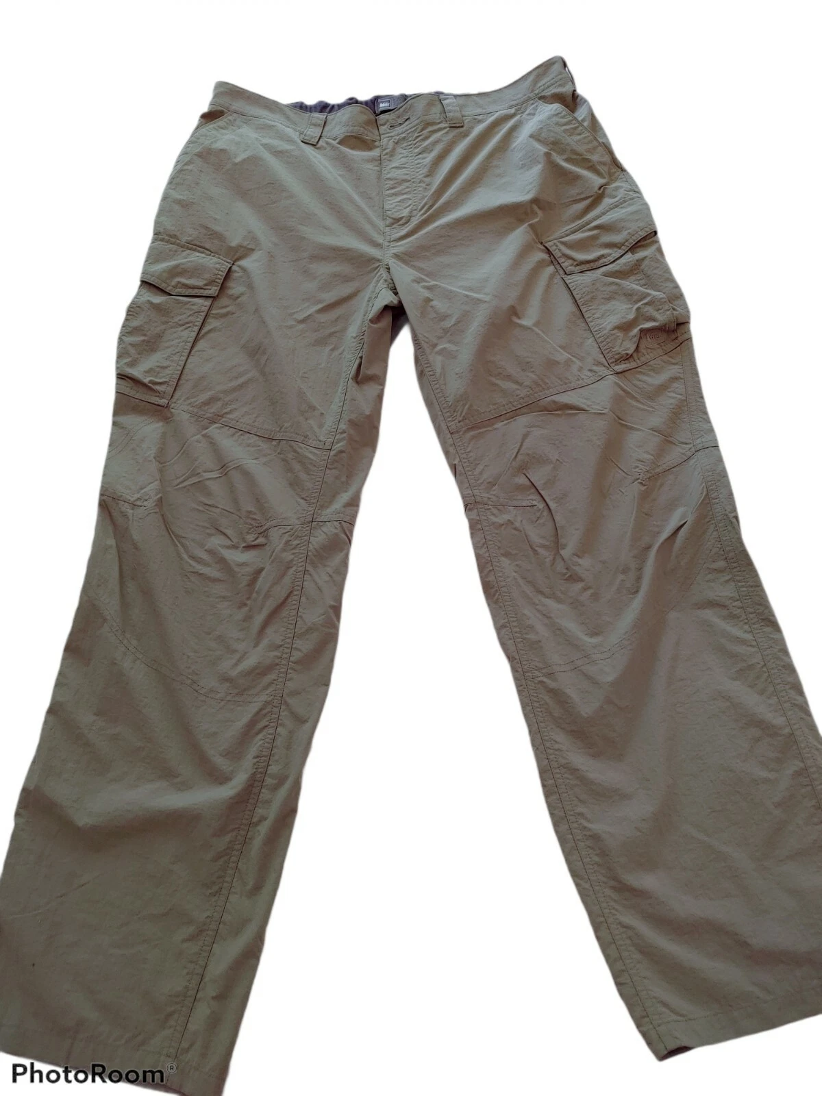 REI Mens Cargo Pants Hiking Extra Large 32L (I measured 31" inseam) Sm hole