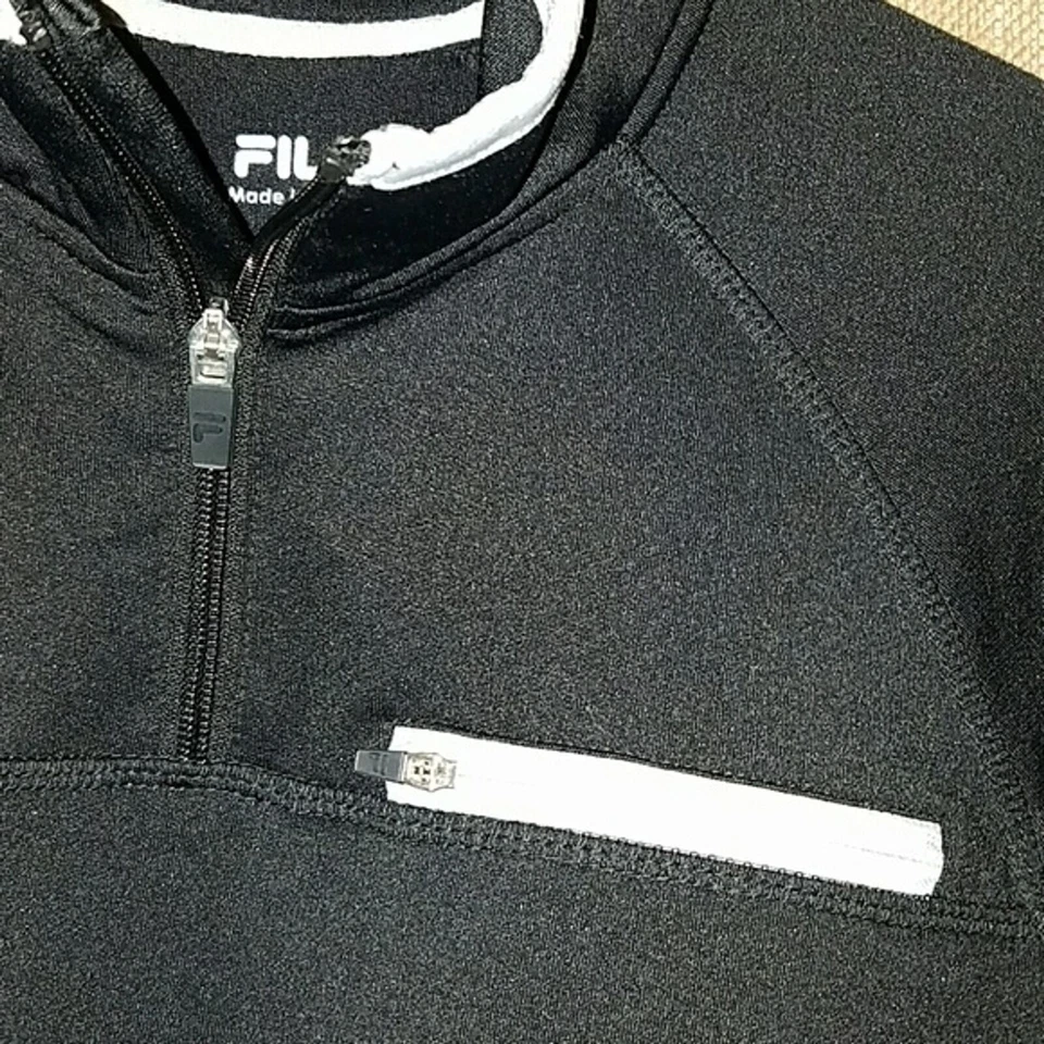 Fila Shirt Men's Black & Gray Long Sleeve Athletic Wear Size Medium - Image 3 of 4