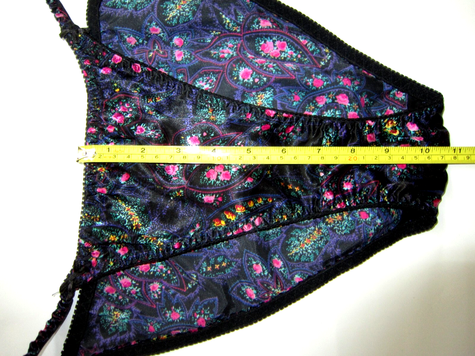 Picture 4 of 5