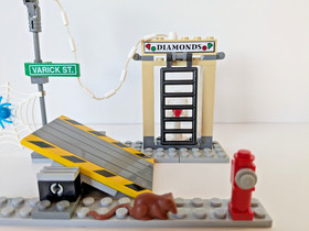 LEGO Spider-Man: Spider-Man's Street Chase (4853) - Retired - no Spider-Man