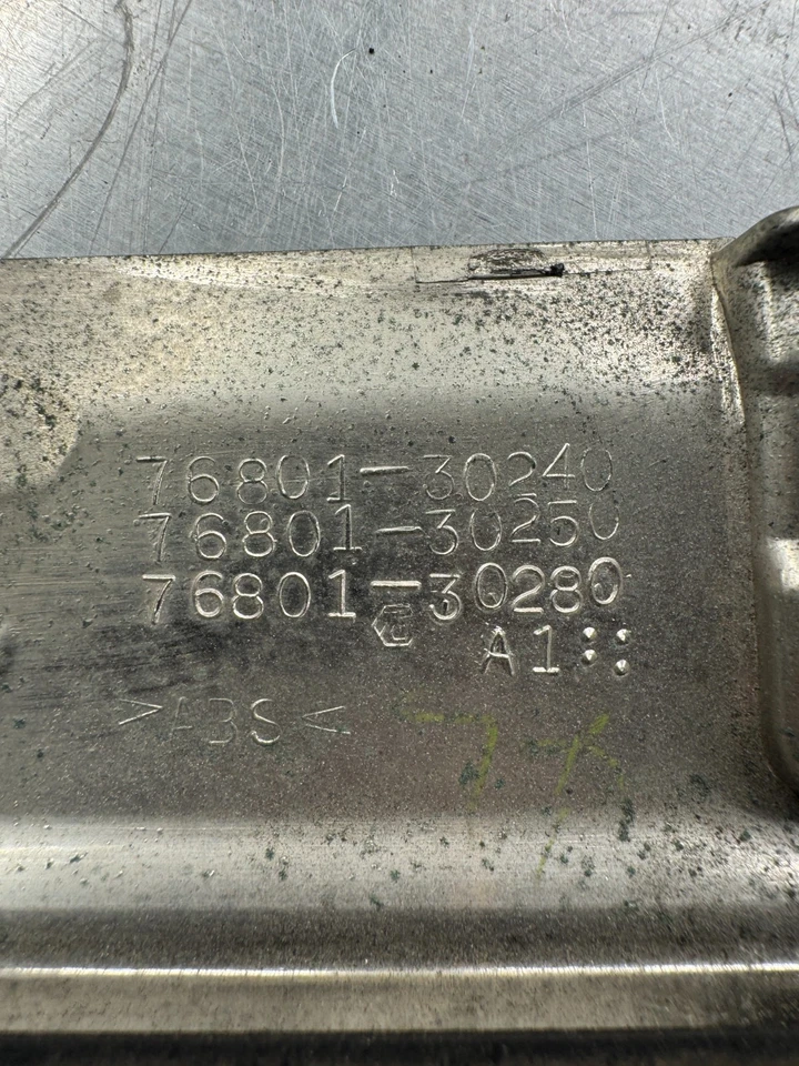 Lexus GS F 2016-2020 maletero moldura bisel panel cubierta adorno 76801-30240 Foto 4 de 4