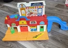 Vintage Fisher Price Little People Main Street 1986