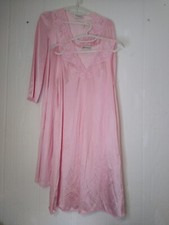 Vtg Vassarette Women's Sz S Sheer PInk Negligee 2 Pc Night Gown Robe Lace USA