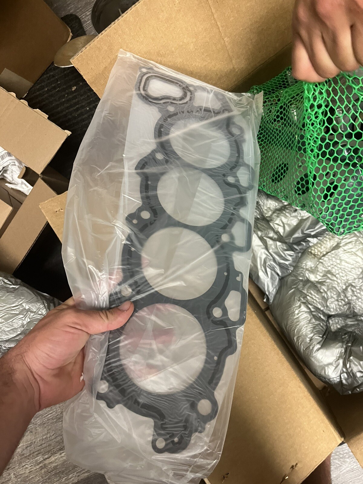 Yamaha Outboard Powerheads 300350 HP eBay