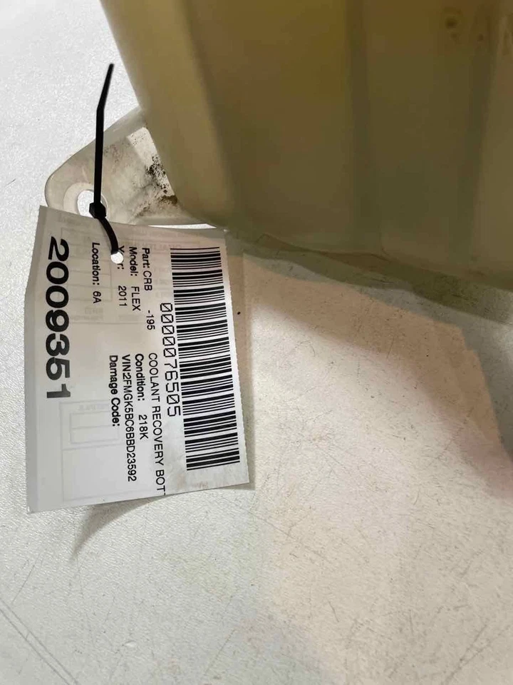 Botella de recuperación de refrigerante Ford 3,5 L OE para Ford Flex 2009-2019 Foto 3 de 4