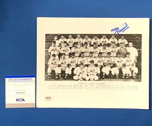 Stan Musial HOF Signed 1944 St. Louis Cardinals Team Photo PSA DNA - Picture 1 of 2