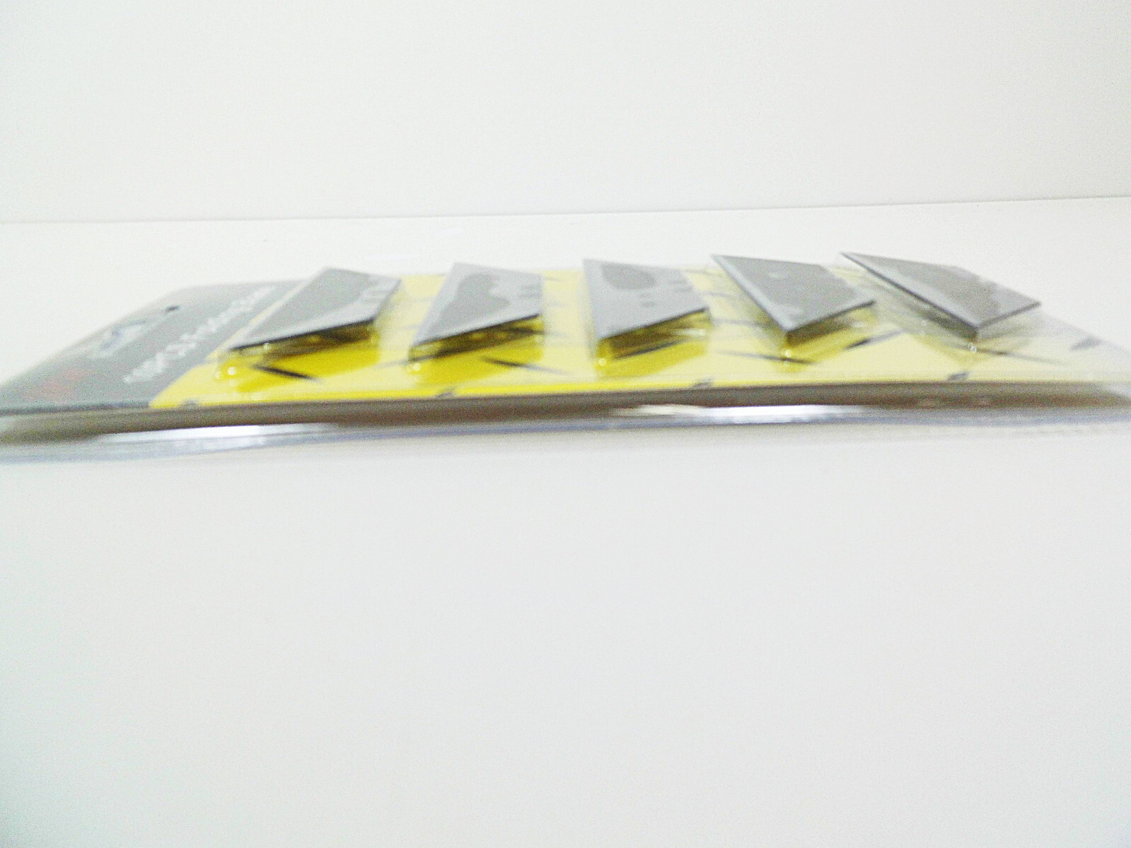 Utility Knife Replacement Blades 10 pc Razor Cutting Retractable Cutter Blade 
