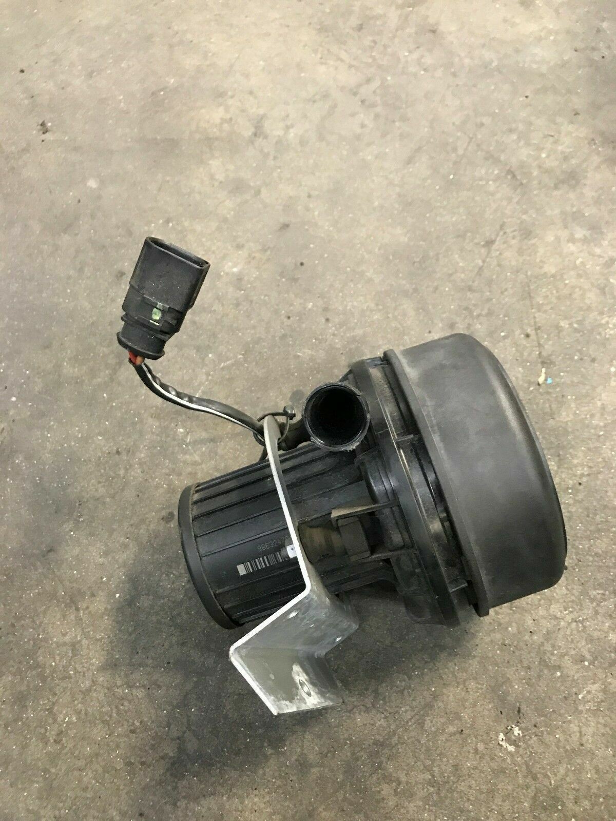 LAMBORGHINI GALLARDO LP550 560 570 SECONDARY AIR PUMP OEM 400906601 