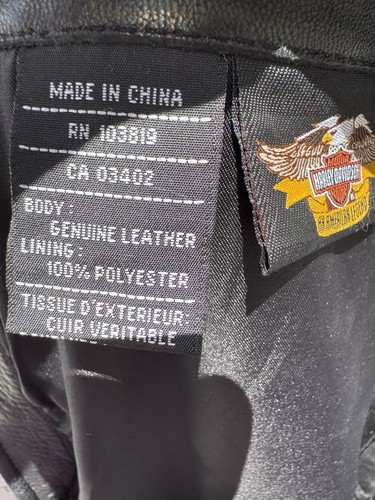 CHAPAS DE MONTAR HARLEY DAVIDSON PARA HOMBRE, CUERO, TALLA 3XL, EXCELENTE ESTADO DE LIMPIEZA++ - Imagen 13 de 14