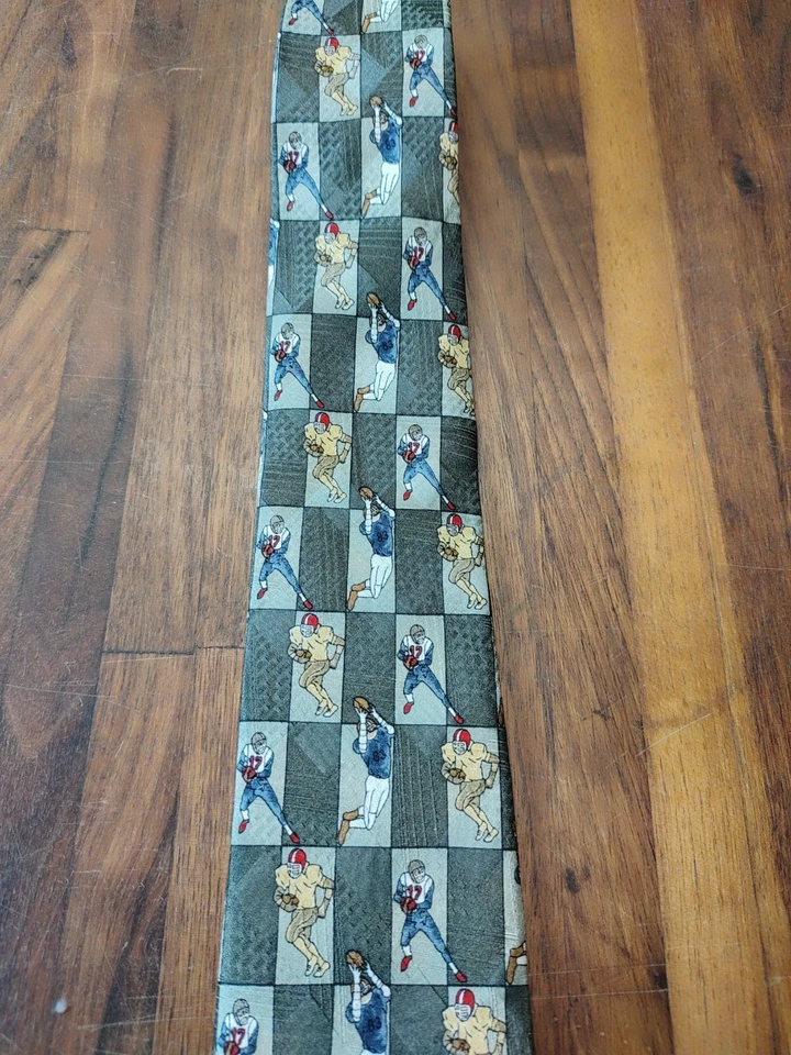 Class Club 足球运动员丝绸领带美国制造教练教练 — 第 3/4 张图片