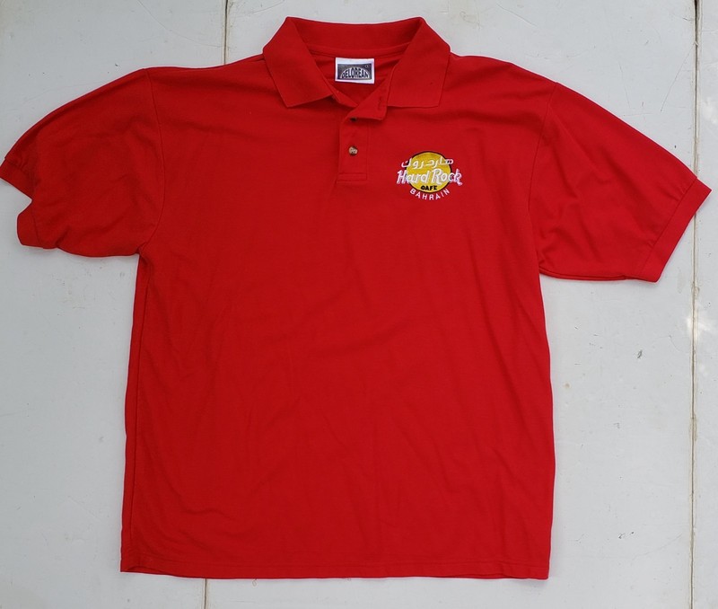VINTAGE 1990s DELOREAN HARD ROCK CAFE BAHRAIN POLO, RED SIZE LARGE