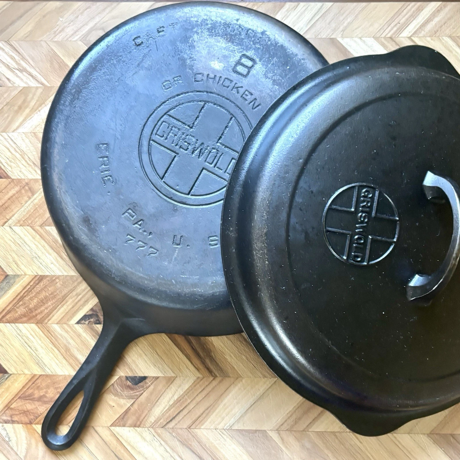 Griswold #8 Cast Iron Skillet Chicken Pan Deep Fryer 777 Large Logo Pot with Lid
Opens in a new wind
