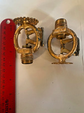 Two Brass CSB 1959 Fire Sprinkler Heads One Upright One Pendant High Temp 260f