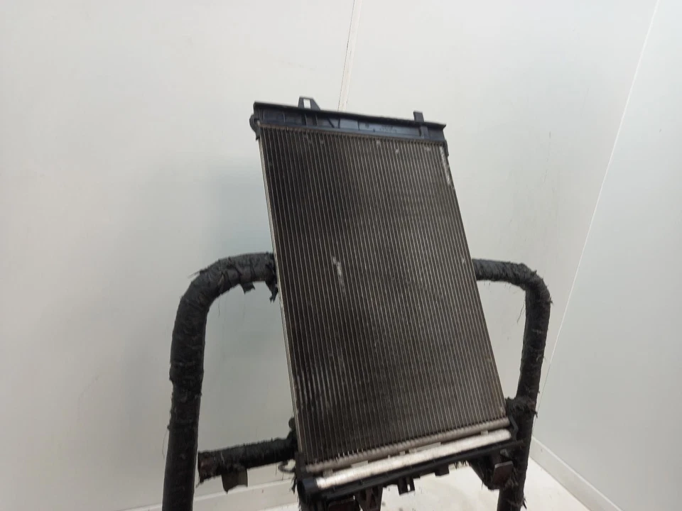 MERCEDES CLA Air Con Condenser AC Conditioning 2013-2019 1.6L M270.910 - Image 3 of 4