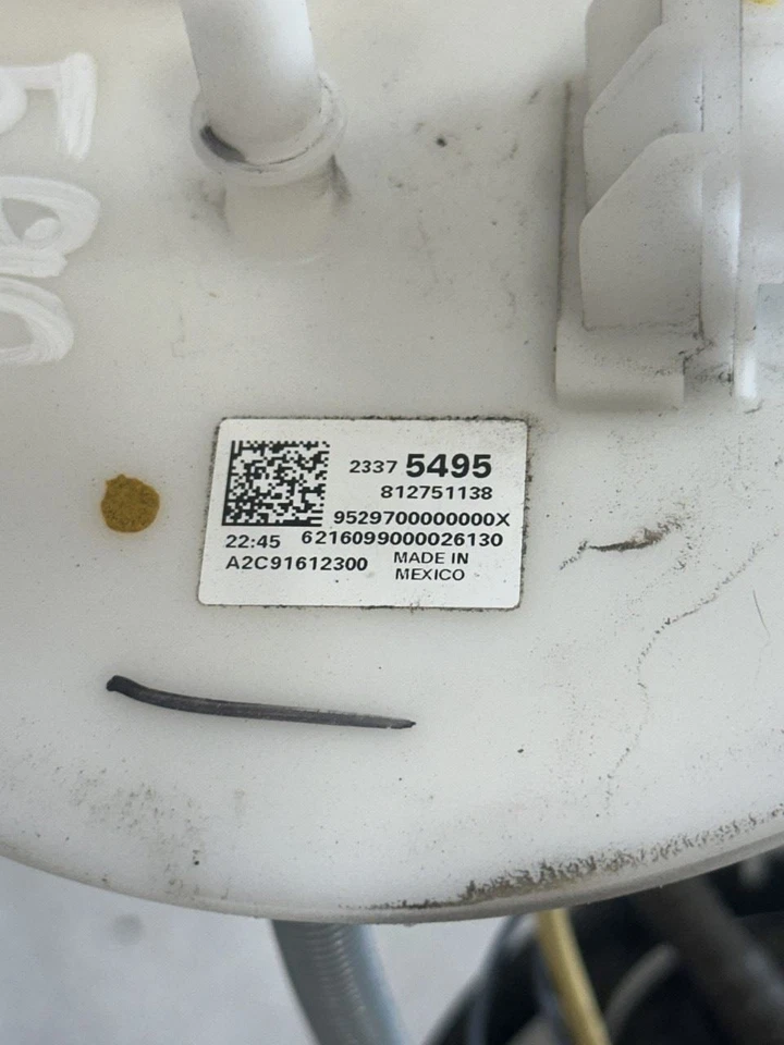 Chevrolet Volt 2017 bomba de combustible de gasolina 23375495 Foto 3 de 4