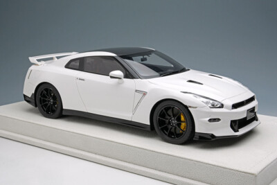 【新品】IVY Nissan GT-R ミニカー 1/18 ホワイト Ivy Model New LB-Silhouette Works GT Nissan 35GT-RR