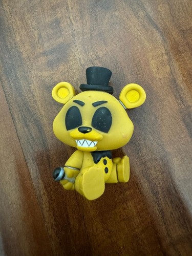 Funko Five Nights at Freddy's Mystery Minis - Figura Freddy seduta 2,25 pollici - Foto 2 di 4