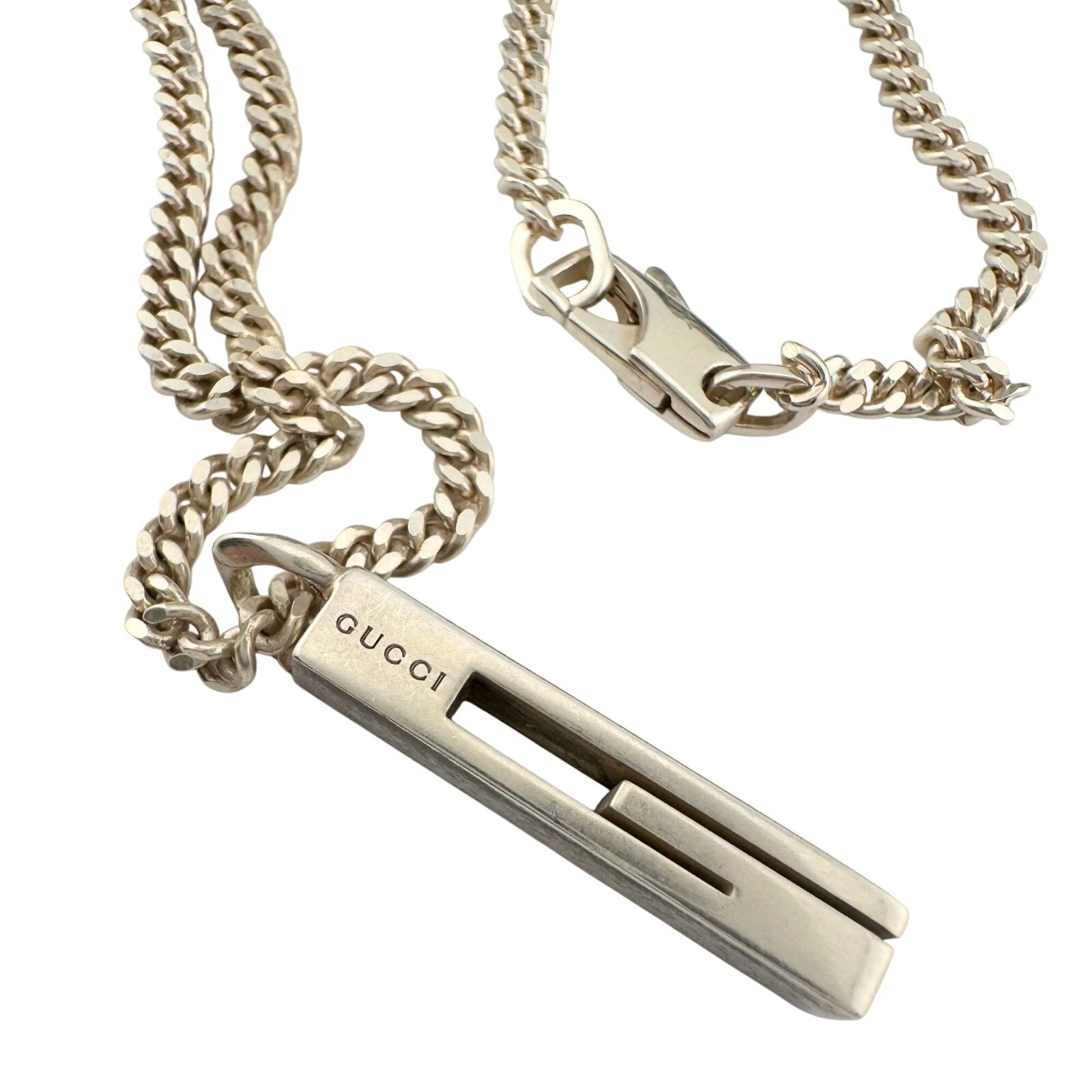 Collana uomo Gucci G Mark con sacchetto antipolvere scatola certificato di autenticità e libretto argento sterling