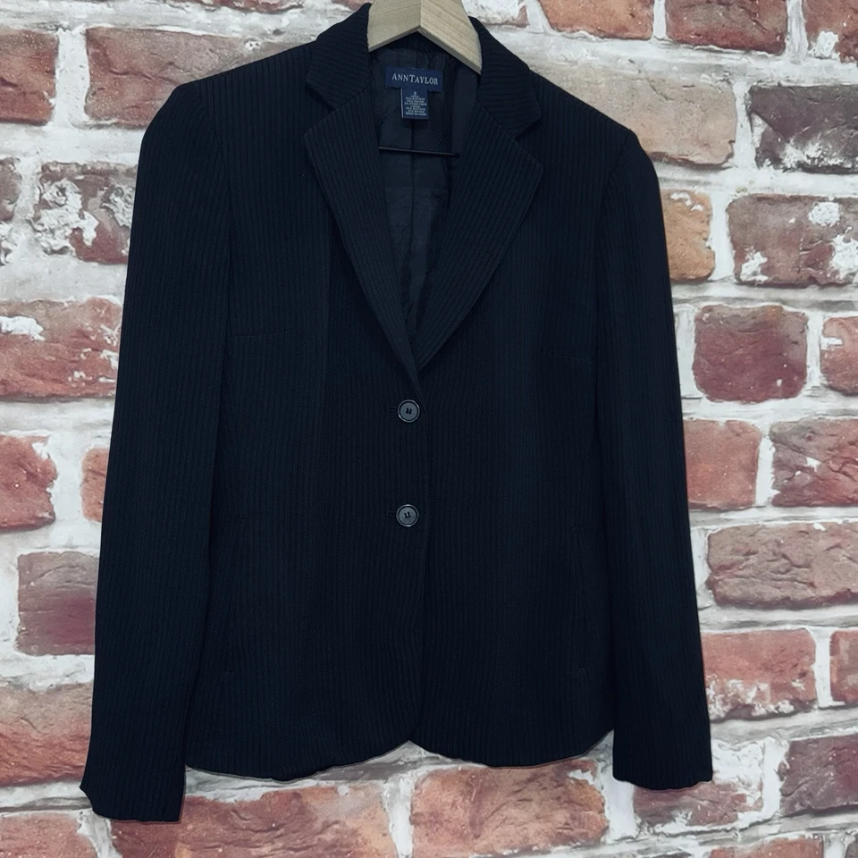 Chaqueta Blazer De Colección Ann Taylor Para Mujer Talla 2 Negra Rayas Trabajo Carrera Abotonada Foto 2 de 4