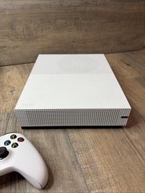 Xbox One S 1 TB Console Bundle - 6 games + 2 controllers, CLEAN CONSOLE ✅✅✅✅