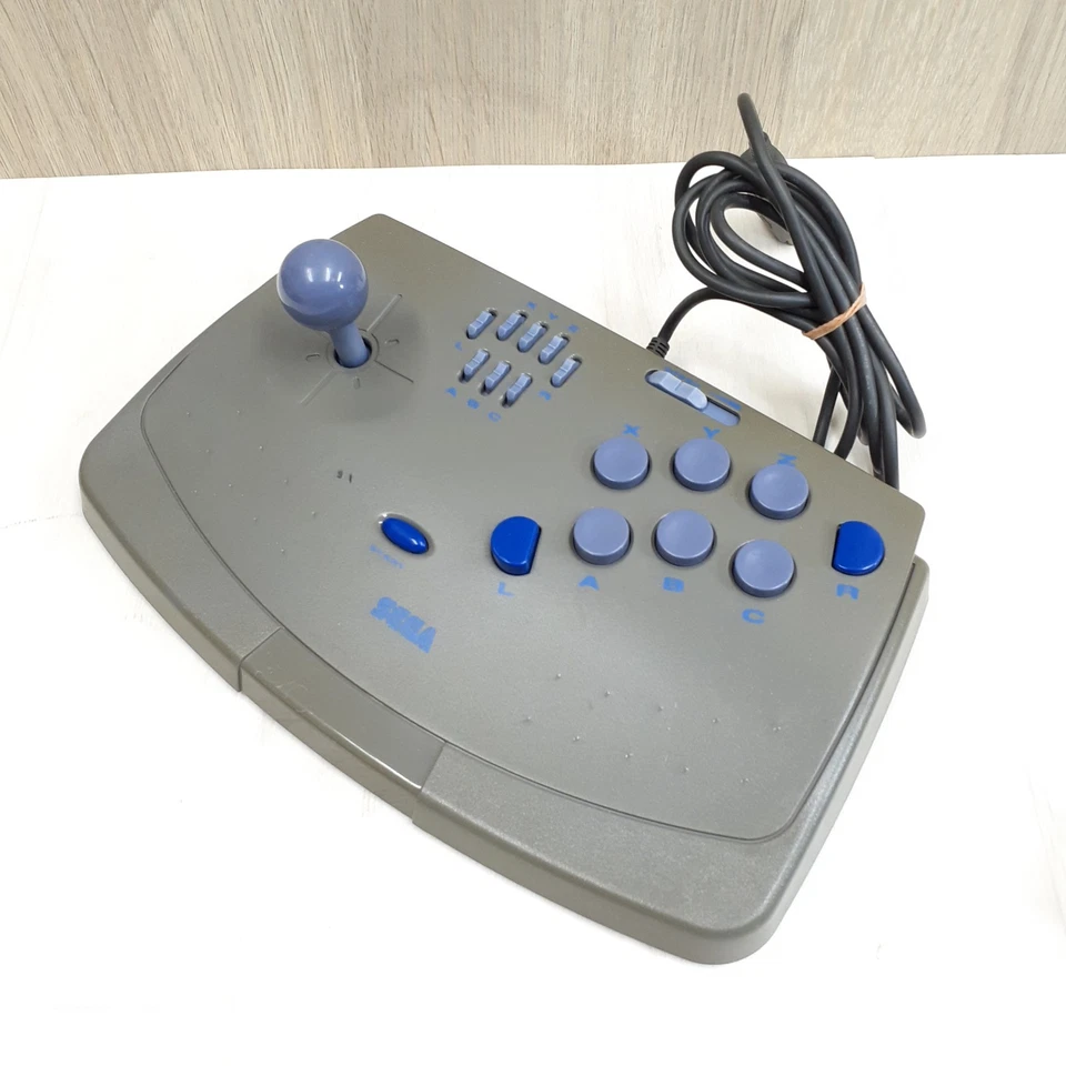 Sega Saturn Console with Virtua Gun, Virtus Stick, 3 games & memory Japan white - Image 3 of 4