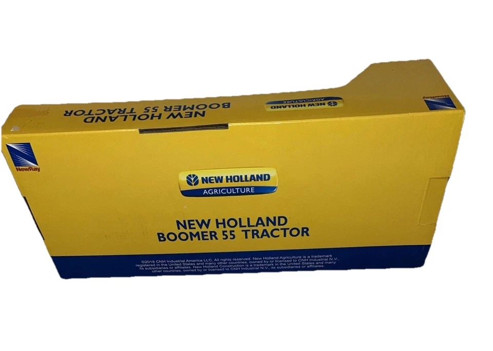 New Holland Boomer 55 Tractor with Interchangable Accessories New-Ray Toys - Image 4 of 4