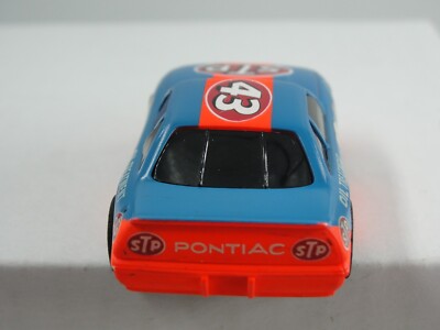Tyco 6910 HP7 Richard Petty Nascar #43 STP Slot Car | eBay