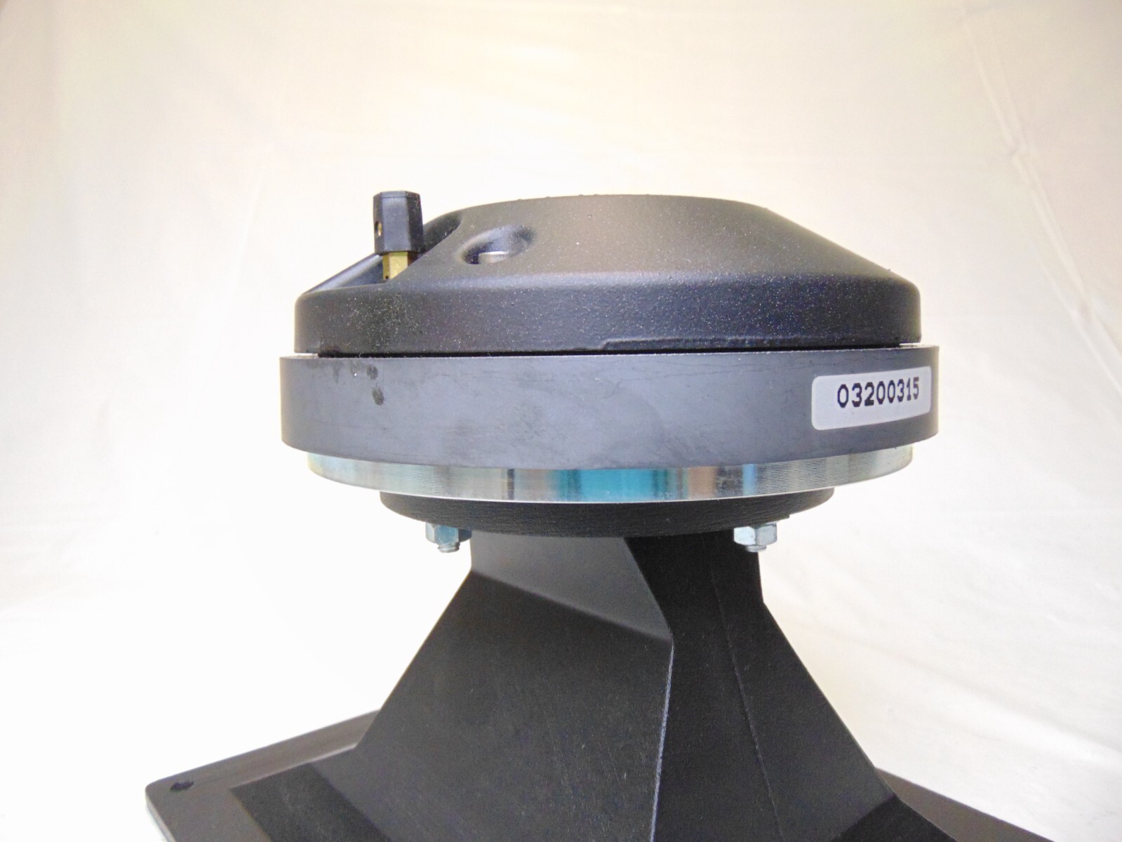 B&C Speaker DE85 , 8 ohm, 2.0 inch throat diameter Mylar/Titanium Diaphragm #5