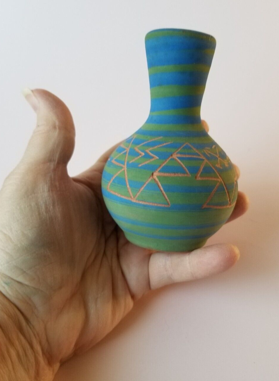Vintage Sioux  Clay Vase Etched Turquoise Paint, Red Clay 4.25" Signed Hepo