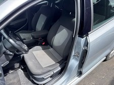 SITZ LINKS VORNE VW Polo V (6R) Hatchback 1.2 TDI 12V BlueMotion (CFWA) 2012