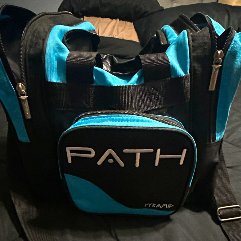 Pyramid Path 1-Ball Bowling Bag Black/Blue Zip Shoulder Strap w/ Pocket