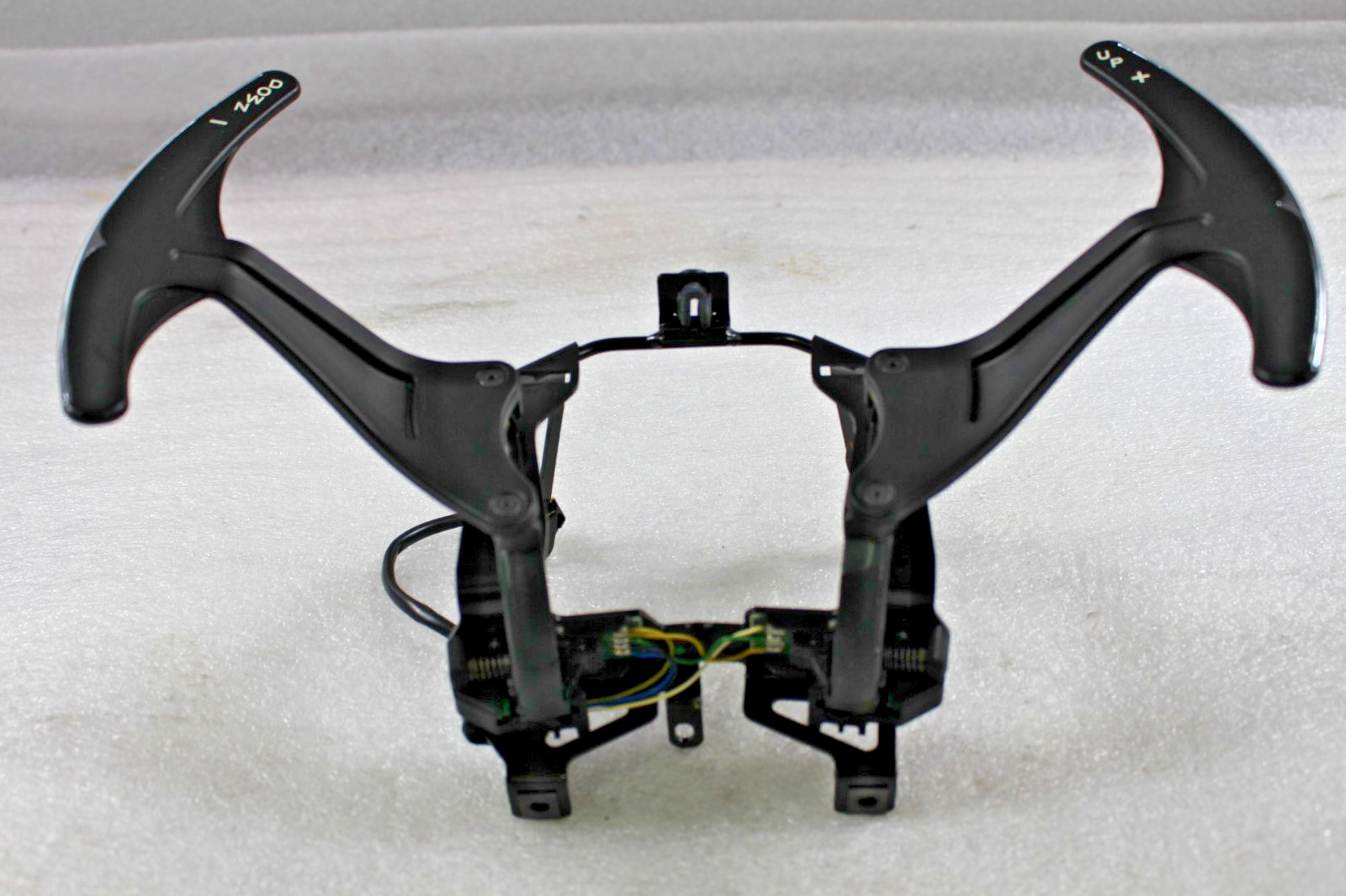 Maserati GranTurismo Paddle shifter P/N 261434