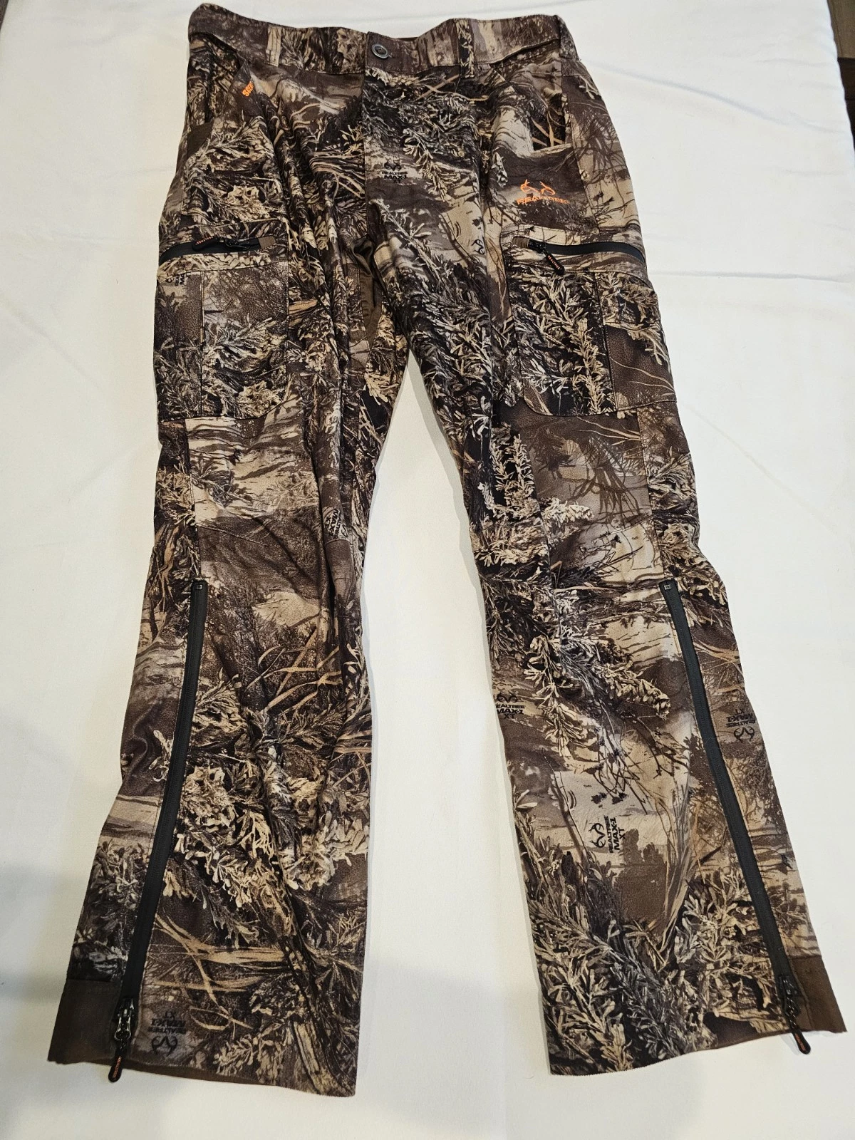 Realtree Mens Medium Camo Insulated Softshell Scent Factor Pants