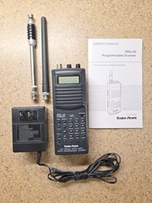 RadioShack Pro-43 Hyperscan 200 Channel Programmable Scanner. Works