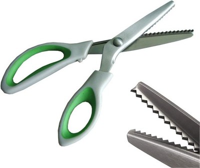 Green Pinking Shears Zig Zag Sewing Scissors Comfort Grip