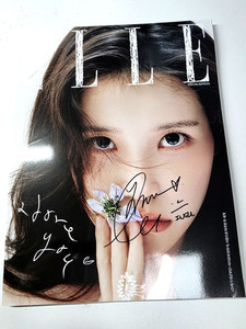 IUサイン入り写真、CDの3点 Iu Signed | eBay