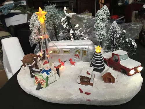 Cracker Barrel Musical LED Christmas Trailer In Box Works Estate Find
