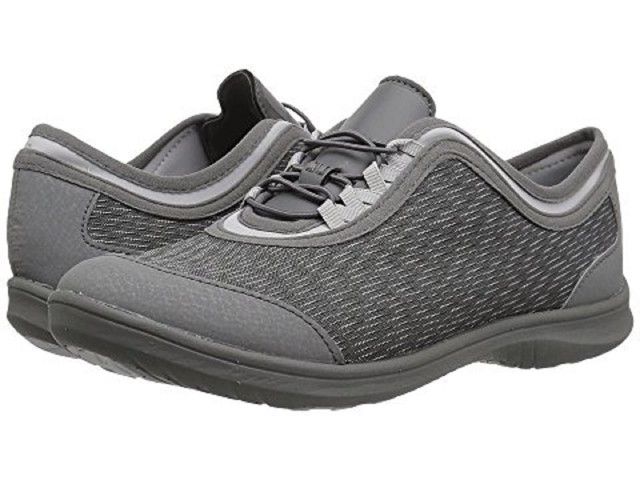 clarks cloudsteppers gray