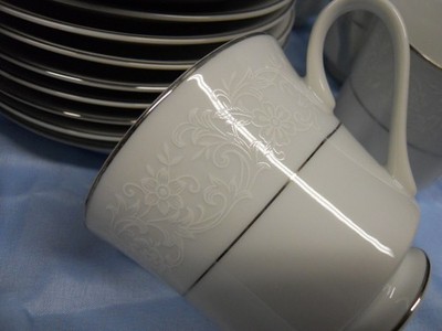 Royal Wentworth Christina 51/214 Saucers Set of 10 White Floral Fine China Japan