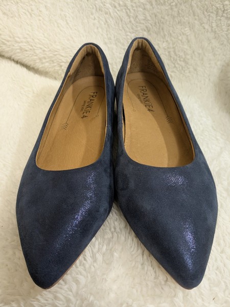Frankie4 Poppy Blue Pointed Toe Slip On Flats Size US 8