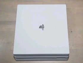 Sony PlayStation 4 PS4 Pro Glacier White 1TB Bundle 13.02 FW Clean! Tested!