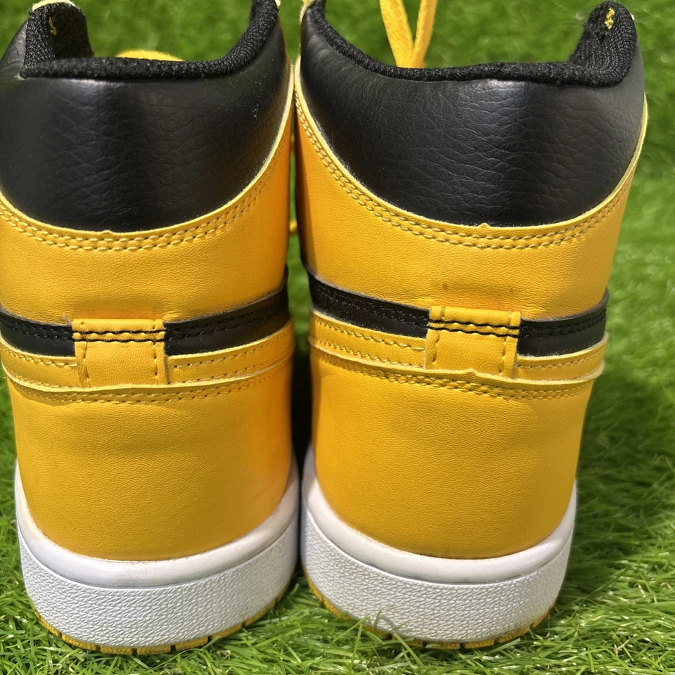 Talla 9.5 Nike Air Jordan 1 Retro Alto OG Polen Negro Amarillo 555088-701 SIN CAJA Foto 3 de 4