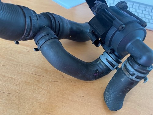 Zusatzwasserpumpe Umwälzpumpe Für VW Touran SKODA AUDI A3 1,6 2,0 TDI 5N0965561A