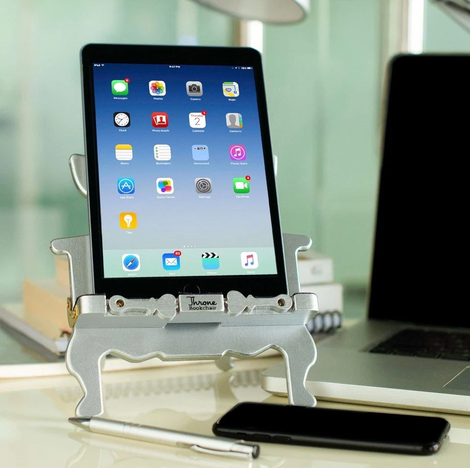 Soporte para libro Throne BookChair iPad Tablet soporte para lector electrónico dorado y rojo - NUEVO Foto 3 de 4