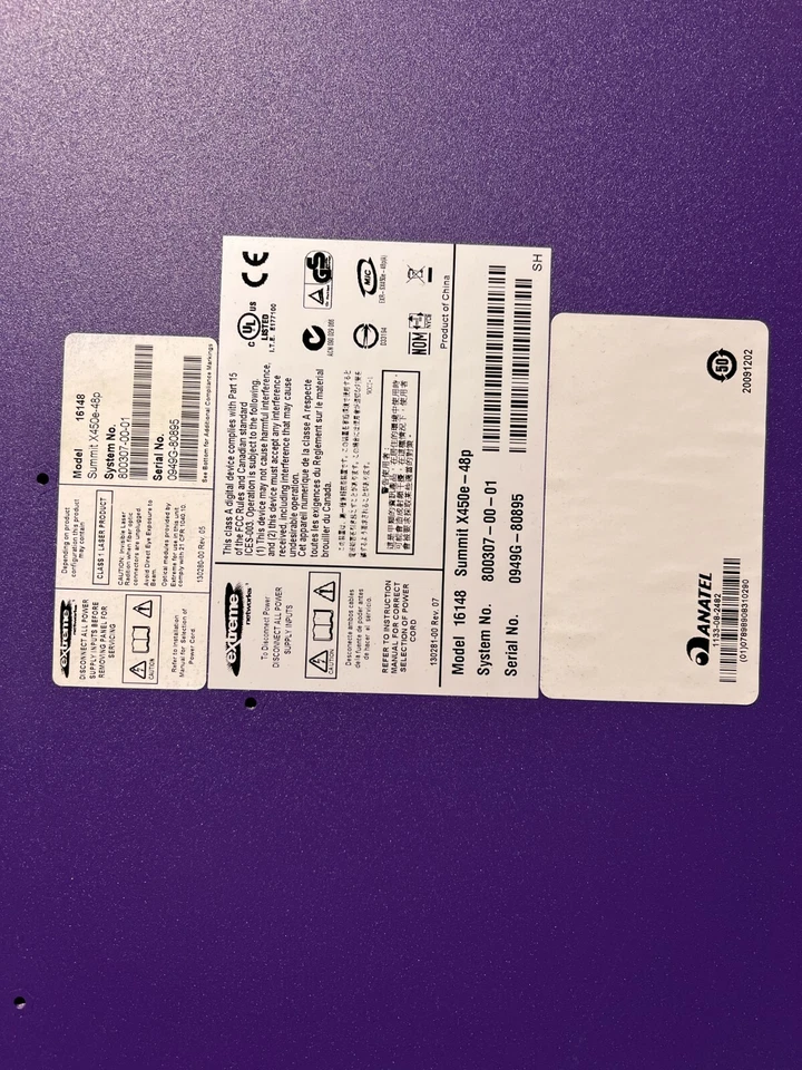 Extreme Networks Summit (16148) 48 puertos conmutador externo administrado apilable Foto 3 de 4