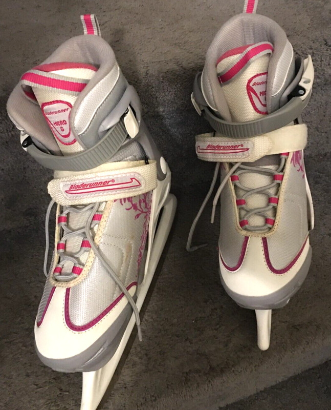 Bladerunner Girls Ice Skates Micro G Ice ADJUSTABLE  Size 2-5 Girls Recreational