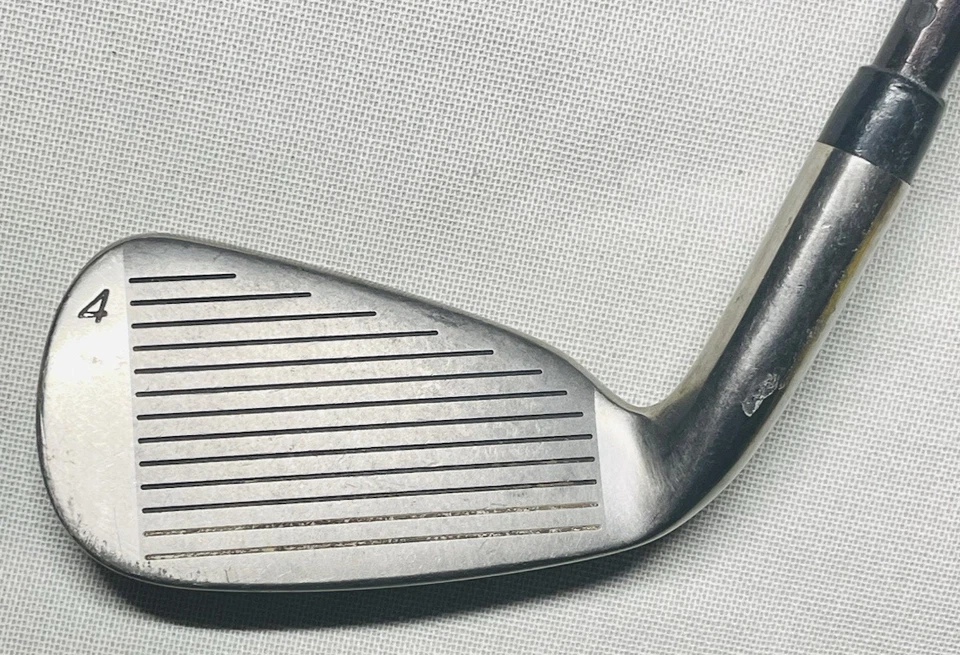 TaylorMade Fire Sole 4 Iron Titanium-Tungsten Bubble Shaft RH R-80 40" - Image 2 of 4